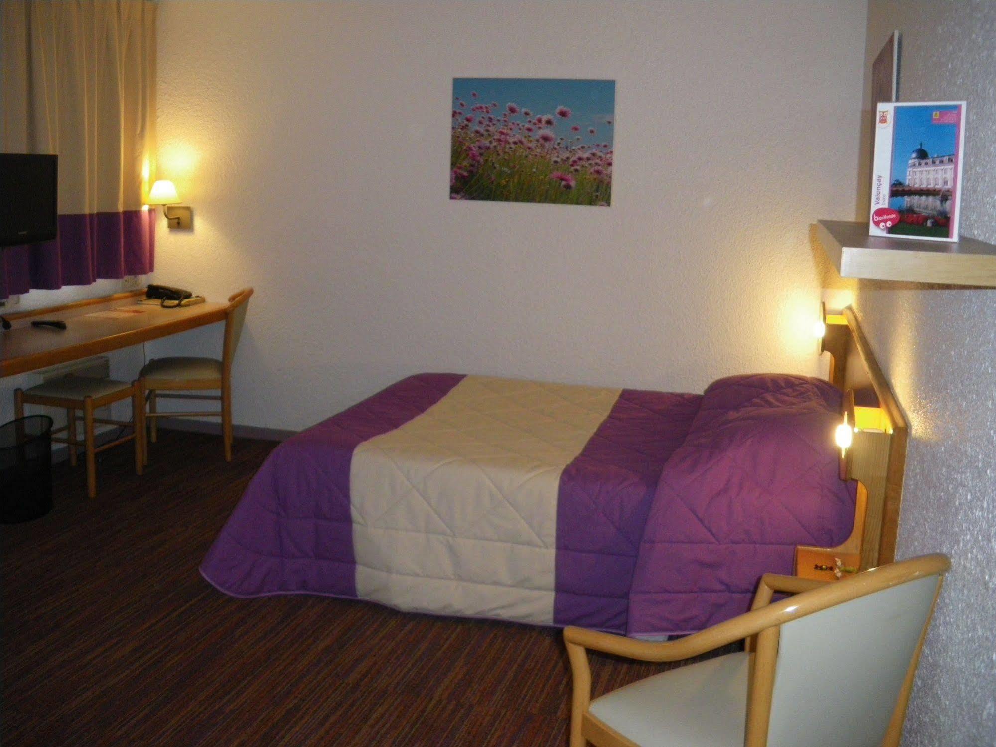 Logis Hotel Le Relais Du Moulin Valençay Екстериор снимка